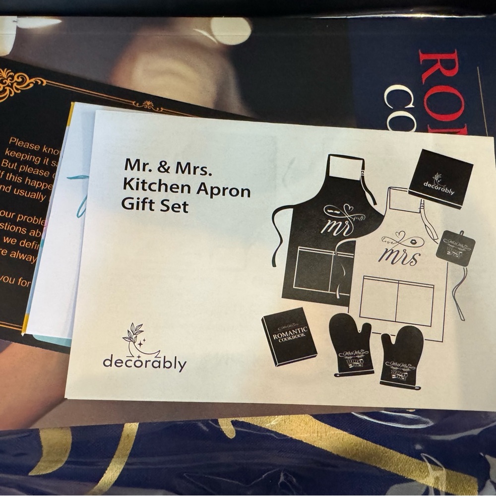 NEW Decorably kitchen wedding gift set